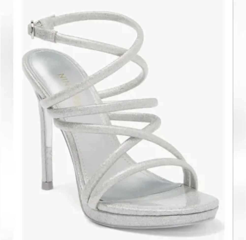 Nine West Loomay Heels 6 NWOT Sliver Strappy Open Toe Silver Sparkle Glitter